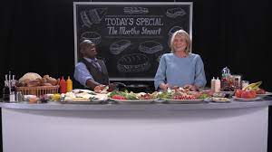 The rapper invites you to sit on a couch while stewart fixes. Martha Stewart Shares Dinner Party Entertaining Tips And Tricks