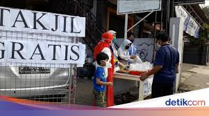 Check spelling or type a new query. Pandemi Corona Tak Menyurutkan Warga Untuk Berbagi Saat Ramadhan