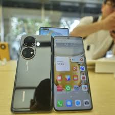 Shop costco.ca for electronics, computers, furniture, outdoor living, appliances, jewellery and more. Huawei S Sales Tumble As Phone Buyers Flee The Chinese Giant The New York Times