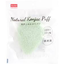Daiso makeup accessories philippines enjoy up to 40% when you purchase daiso accessories online on iprice philippines. Daiso Japan 100 Natural Konjac Puff 1 Piece For Face Cleansing Green