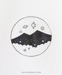 One circle to draw the line in itself, and another circle to crop it. 30 Easy Circle Drawing Ideas Circle Drawing Easy Doodles Drawings Easy Drawings
