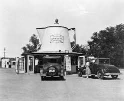 1931 Coffee Pot Diner Location In Phoenix At 7th St And Mcdowell Rd Maricopa Co Az Unique Buildings Coffee House Photo