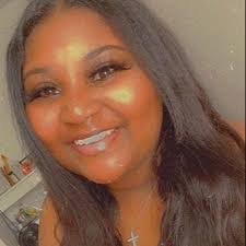 Jasmine Eskridge's Instagram, Twitter & Facebook