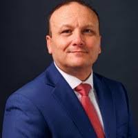 Andrew Vineyard's Instagram, Twitter & Facebook