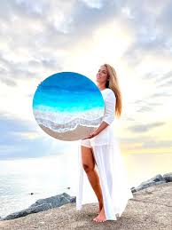 Nancy Miranda, una paraguaya que se destaca en España con su arte en resina 