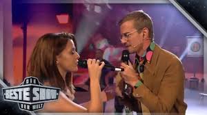 Der name des spiels ist etwas irreführend, denn wer länger in dieser verweilen kann, gewinnt die runde, allerdings wissen weder joko und klaas noch ihre gegner vanessa mai und janin ullmann, ob das gegnerische team nicht längst schon wieder steht. Joko Christ Superstar Das Musical Exklusive Preview Die Beste Show Der Welt Prosieben Youtube