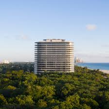 Renzo piano building workshop (rpbw) has completed a major new office building in downtown des moines, a city in the midwestern us state of iowa. Renzo Piano Completes Eighty Seven Park On Miami Beachfront