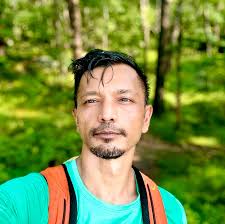 Are there any hiking groups in Beacon that organize community hikes?