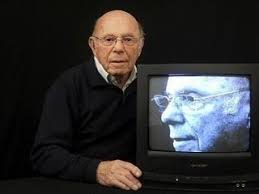 Today marks the one year anniversary of the passing of Holocaust survivor  Phillip Maisel OAM. Phillip became a volunteer at the MHM in 1990. From  1992