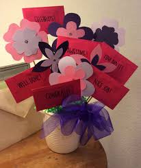 Sign up for the buzzfeed diy newsletter! Diy Gift Flower And Gift Card Bouquet For My Niece Who Graduated From Elementary School Celebrate Gift Card Bouquet Tween Crafts School Celebration