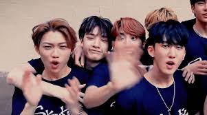 Cosas que me encuentro en twitter o instagram sobre los niños heterosexuales. An Introduction Stray Kids Amino