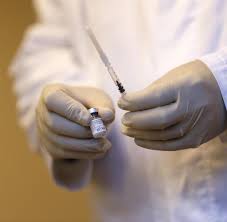 Auch die negativen sozialen und wirtschaftlichen folgen der pandemie können dadurch verringert werden. Corona Pandemie Impfstart Fur Klinikpersonal In Nrw Welt