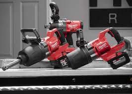 Milwaukee® is dedicated to keeping our users safe and productive on the jobsite. Milwaukee M18 Fuel 1 Inch Impact Wrench The Definitive Guide Ptr