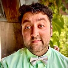 Holly Rose Rubin (@hrubin221)