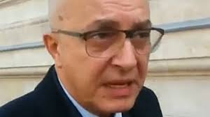 Este fiul profesorului universitar aurel popoviciu de la facultatea de medicină veterinară din cadrul universității de științe agronomice din bucurești. Martor Din Dosarul Lui Puiu Popoviciu Cercetat De Dna Pentru Marturie Mincinoasa Mobile