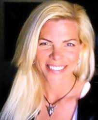 Alice Anderson Reads at Bistro 33