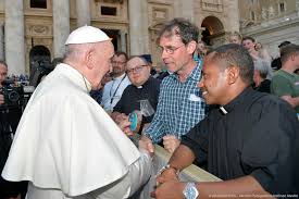 Papst franziskus hat gesundheitliche beschwerden, zwei liturgische feiern zum jahreswechsel wird er daher nicht leiten. Heute Bei Dir Heute Bei Papst Franziskus Bistum Aachen