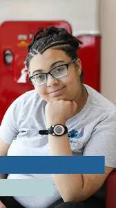 Trisha White's Instagram, Twitter & Facebook