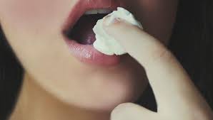 Benign prostatic hyperplasia)‏‏ (اختصارًا bph) وهو تضخم تشريحي في غدة البروستات يصيب الرجال مع تقدم العمر ويؤدي إلى أعراض بولية مزعجة. Ù…Ø§Ø°Ø§ ÙŠØ­Ø¯Ø« Ø¹Ù†Ø¯ Ø§Ø¨ØªÙ„Ø§Ø¹Ùƒ Ù„Ø³Ø§Ø¦Ù„ Ø´Ø±ÙŠÙƒÙƒ Ø§Ù„Ù…Ù†ÙˆÙŠ