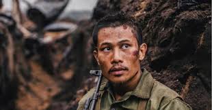 Cô hiệu trưởng bỏ tiền túi để mua vé cho gần 500 học sinh và giáo viên đi  xem phim Mưa đỏ Cô Lê Thị Thùy, Hiệu trưởng Trường THCS Vân Đồn,