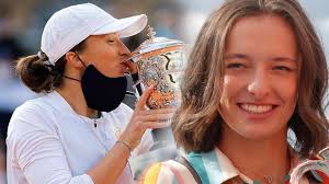 Iga świątek w drugiej rundzie igrzysk olimpijskich w tokio przegrała z hiszpanką paulą badosą 0:2. Iga Swiatek Pokazala Co Kupila Sobie Po Spektakularnej Wygranej Tego Sie Nie Spodziewalismy Kozaczek