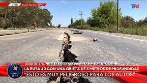 Sismo — seísmo o sismo sustantivo masculino 1. Al Menos Tres Heridos Tras Sismo Que Remecio Argentina Y Se Sintio En Chile Internacional Noticias El Universo