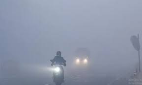 दिल्ली-NCR में ठंड के बीच इस दिन बारिश का अलर्ट जारी, 9 से 10 डिग्री के  आसपास न्यूनतम तापमान - Rudraksh News