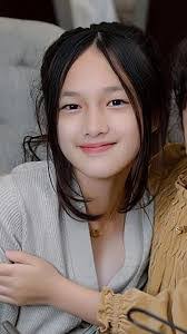 Eleanor Isabella's Instagram, Twitter & Facebook