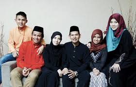 Complete shila amzah 2017 biography. Tajaan Syarikat Judi Punca Media Melayu Tak Dijemput Ke Konsert Shila Amzah