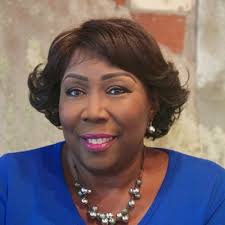 Loading up 10X airlines with food, water & toiletries to drop off in  Houston.