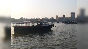 two injured after boat capsizes ...