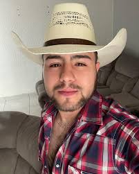 Empezando el 2024 . . . . . . #gaypart #gaycabo #gayman #gay #gaylife  #gaybrasil #gayespaña #gaysingle #insta #instagood