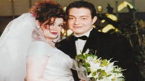 أحمد زاهر مع زوجته وبناته وهم صغار ومنهم ملك التى تفوقت فى مسلسل القاصرات stars enjoyment world
