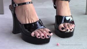 Mikayla Miles vore - giantess eats tiny town