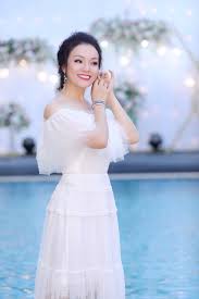 Đi qua mỗi giai đoạn, tình yêu của chúng tôi vẫn như vậy, tất nhiên sự thể hiện có khác nhau. Nhan Sáº¯c Tráº» Trung Cá»§a Ca SÄ© Tan Nhan á»Ÿ Tuá»•i 38 Vietnamnet