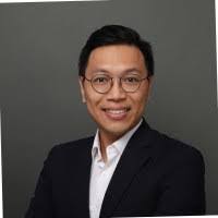 Kenny Tam's Instagram, Twitter & Facebook