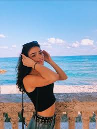 Dixie Damelio In 2020 Famous Girls Dixie American Girl