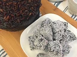 紫米松子年糕by 蜜蜂媽廚房 recipe festive treats recipes food