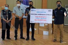 Check spelling or type a new query. Dukung Pencegahan Covid 19 Sig Serahkan Bantuan 5 000 Paket Multivitamin