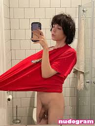 Remiremyy  realremyy Vuotaneet alastonkuvat OnlyFans-kuva 3 - Nudogram  v2.1