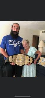 How did brodie lee die? Brodie Lee Future Aew Champ And His Mom Squaredcircle