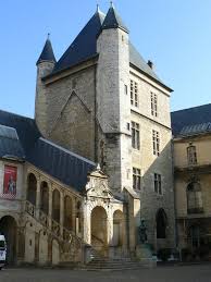 Palais Des Ducs Dijon Bourgogne Avec Images Bourgogne Dijon Saone Et Loire