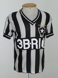 Botafogo divulga casos de atraso para treino e faz cobrança aos jogadores. Botafogo Home Football Shirt 1986 Sponsored By 3b Rio