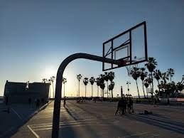 Off in the distance, you can see the beach and in the foreground there is the boardwalk. The Venice Beach Basketball Courts Right Now Venicebeach Venicebasketball Nba Insidehoops Com Scoopnest