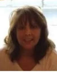 Mona Sanderson's Instagram, Twitter & Facebook