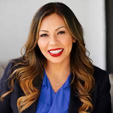 Stephanie Cisneros's Instagram, Twitter & Facebook