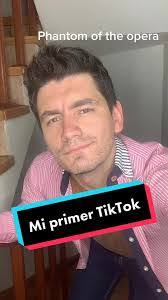 Eric Crumb's Instagram, Twitter & Facebook