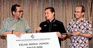 Pengarah urusan kumpulan & ketua pegawai eksekutif kumpulan, themed attractions resorts and hotels sdn bhd. State Roadshow To Display Development Plans