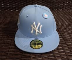 Shop exclusive hats of nfl, mlb, nba and sports wear from huge collection of new era, mitchell and ness and more brands. Hat Club Exclusive New Era Ny Yankees Fitted Cap Cotton Candy Men S Fashion Watches Accessories Caps Hats On Carousell