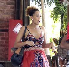 Jun 09, 2021 · a atriz taís araujo acredita que é importante falar sobre a negritude para além da violência. Gravida Tais Araujo Aposta Em Looks Despojados E Confortaveis Confira O Estilo Purepeople